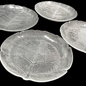 Vintage 1980s Arcoroc France Aspen 7" Plates Set (4) - Leaf Clear Pressed Glass